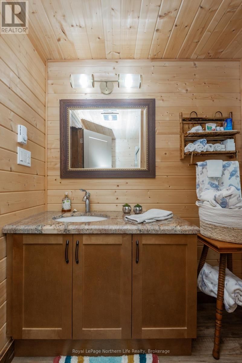 2251 PENINSULA ROAD Image 18
