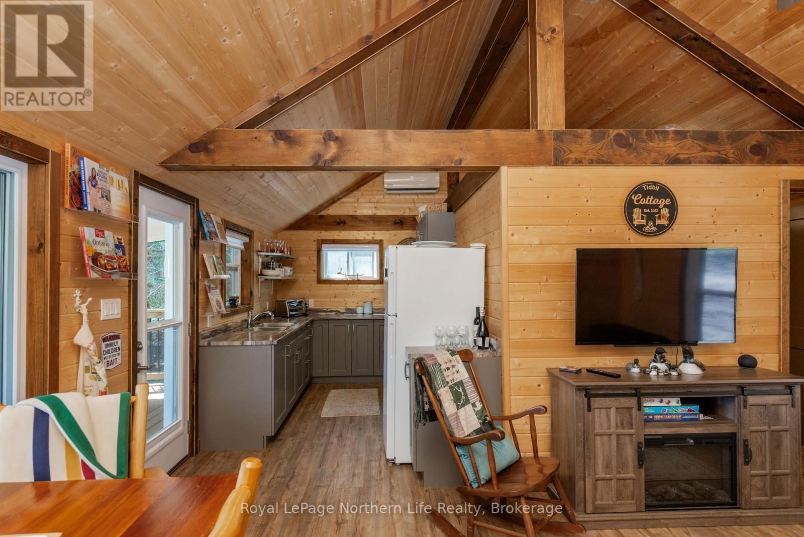 2251 PENINSULA ROAD Image 9