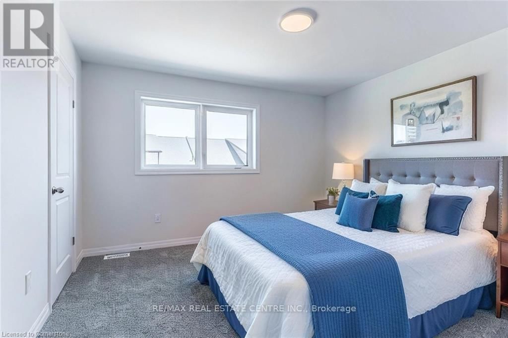 61 BARN OWL WAY Image 10