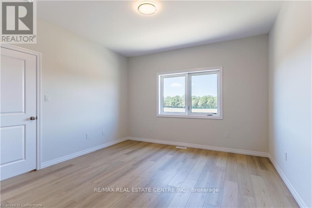 61 BARN OWL WAY Image 12