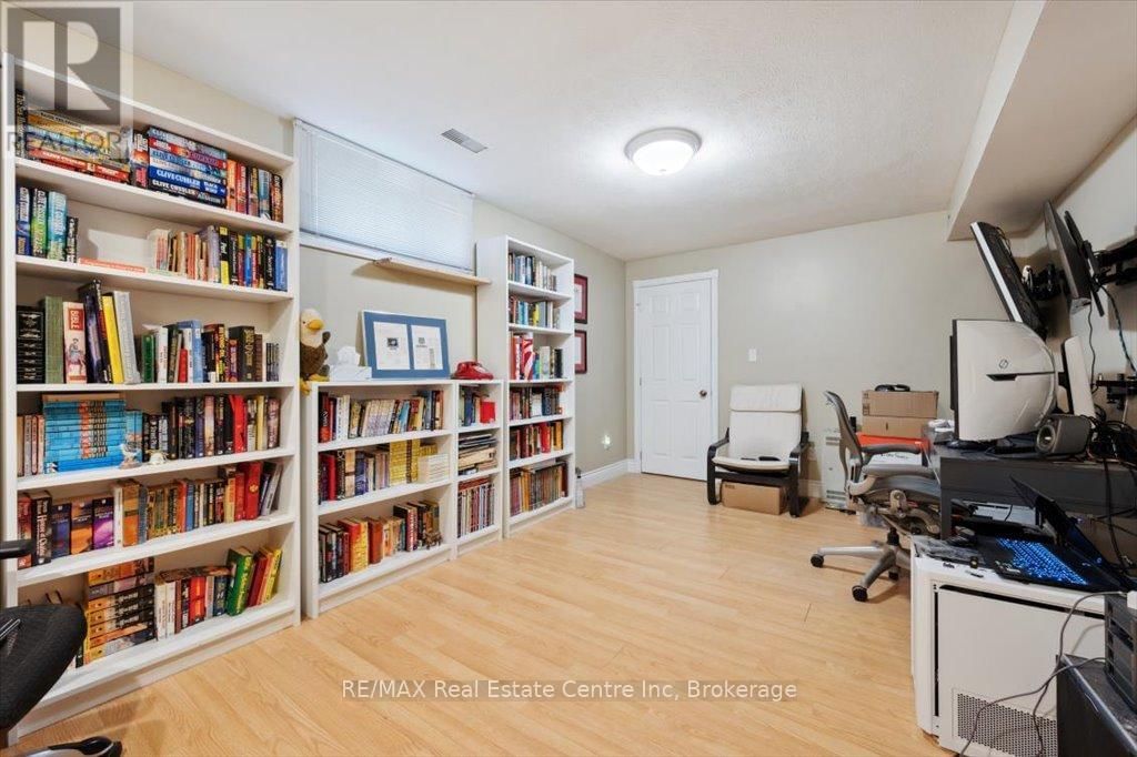 9 PAULINE PLACE Image 18