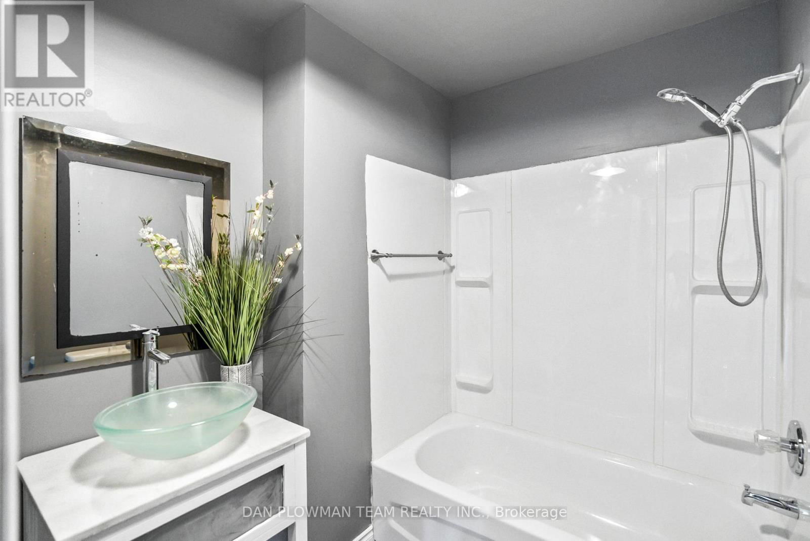 503 ZION ROAD Image 16