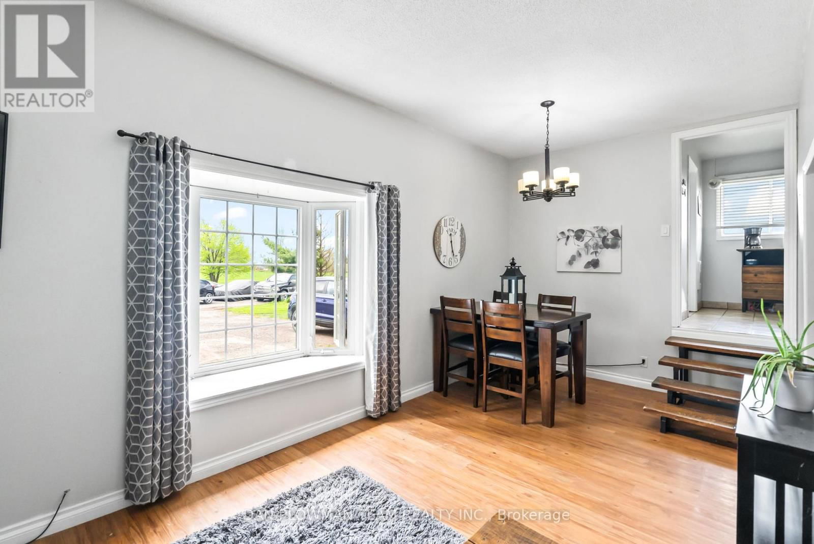 503 ZION ROAD Image 32