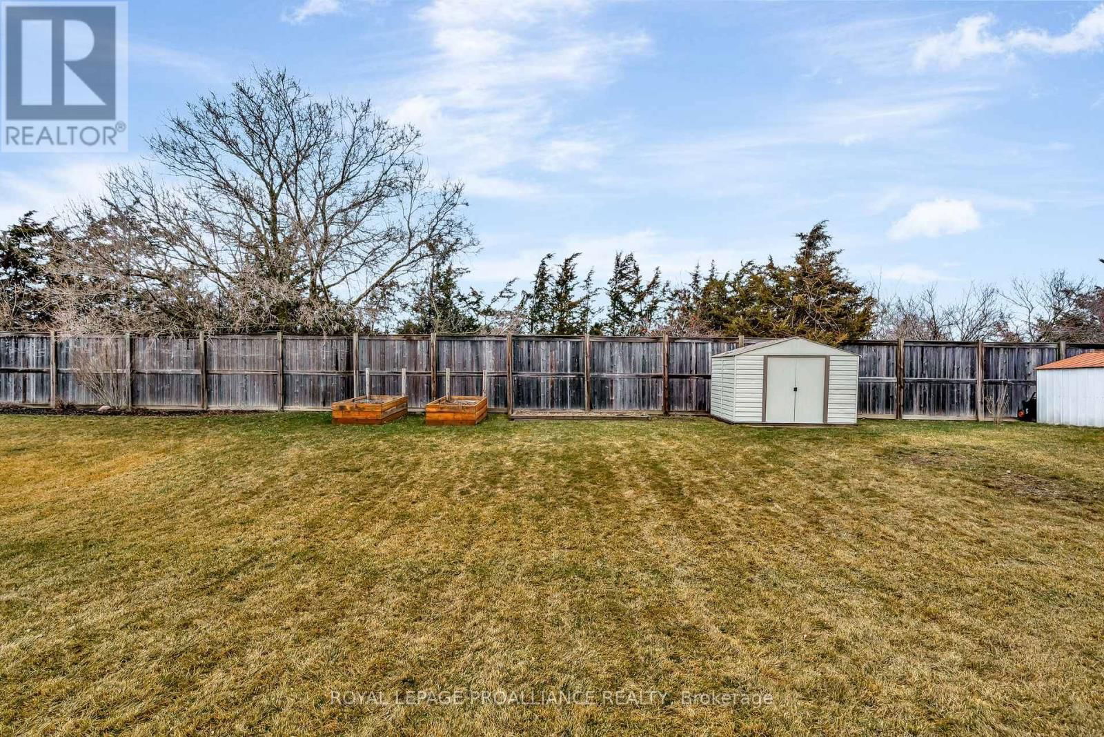 23 FREEDOM CRESCENT Image 40