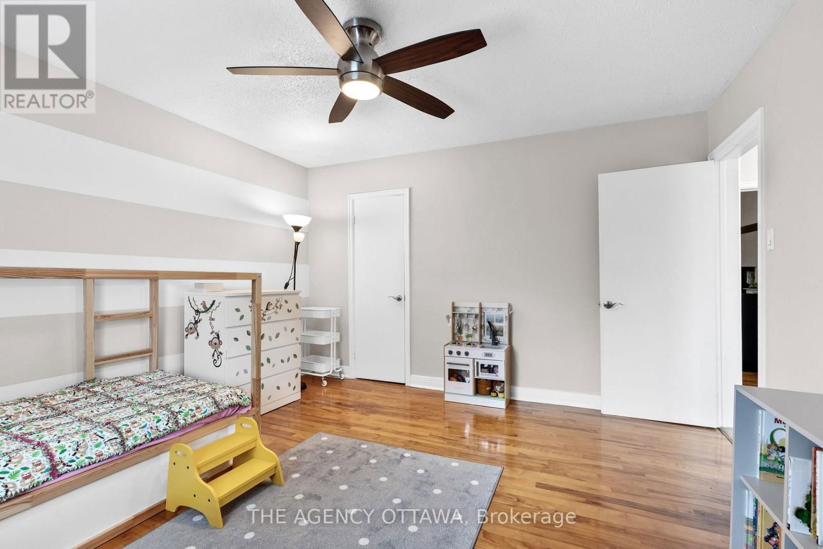 659 ALESTHER STREET Image 18