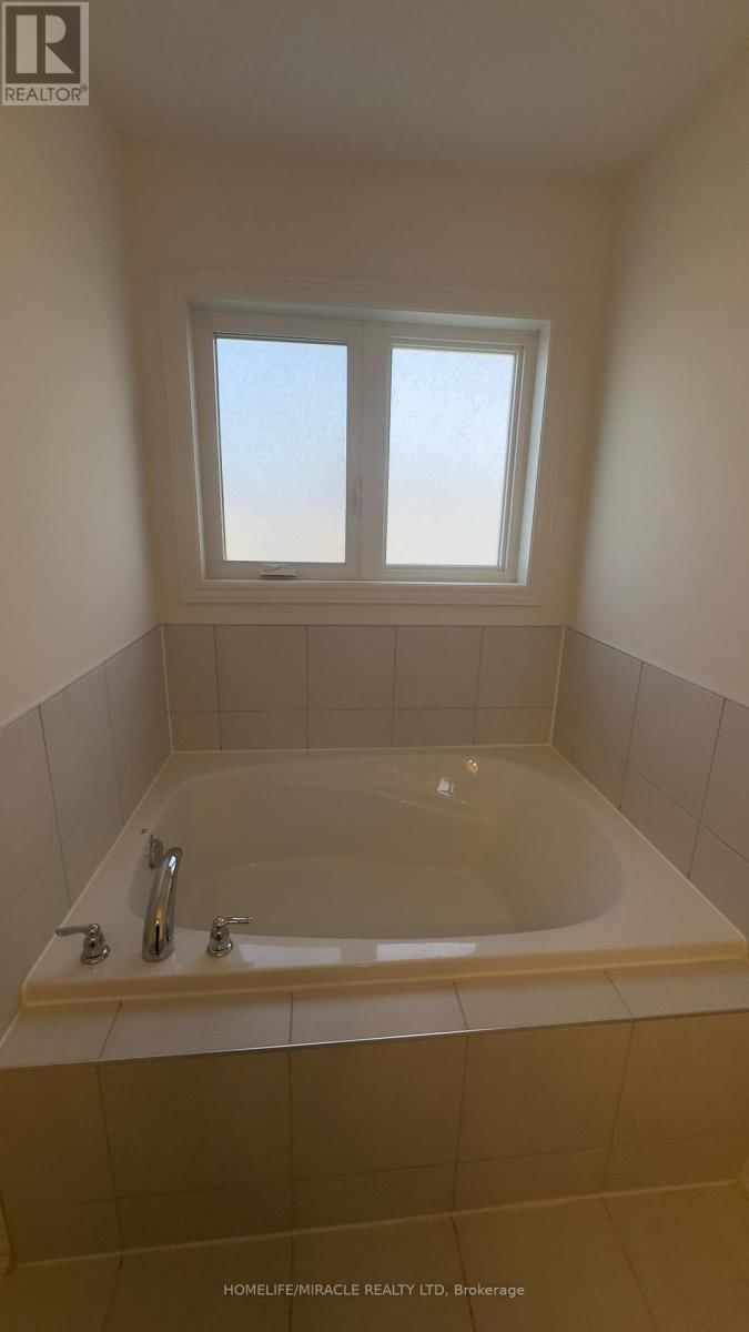 204 POVEY ROAD Image 17