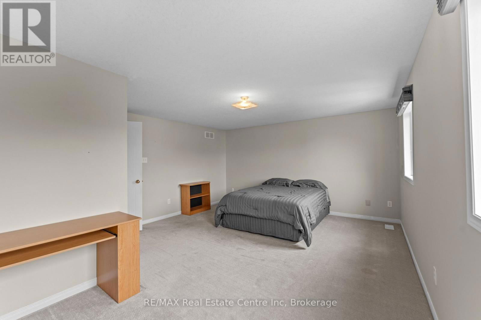 139 GOSLING GARDENS Image 34