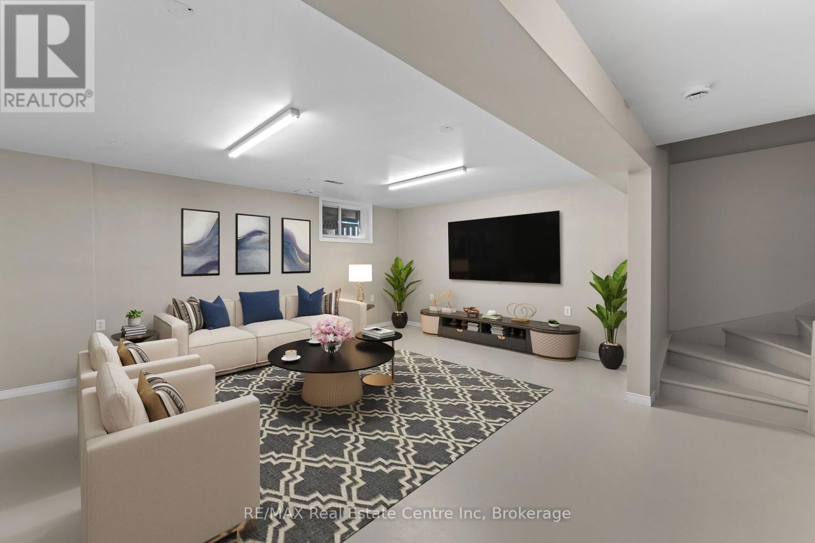139 GOSLING GARDENS Image 37
