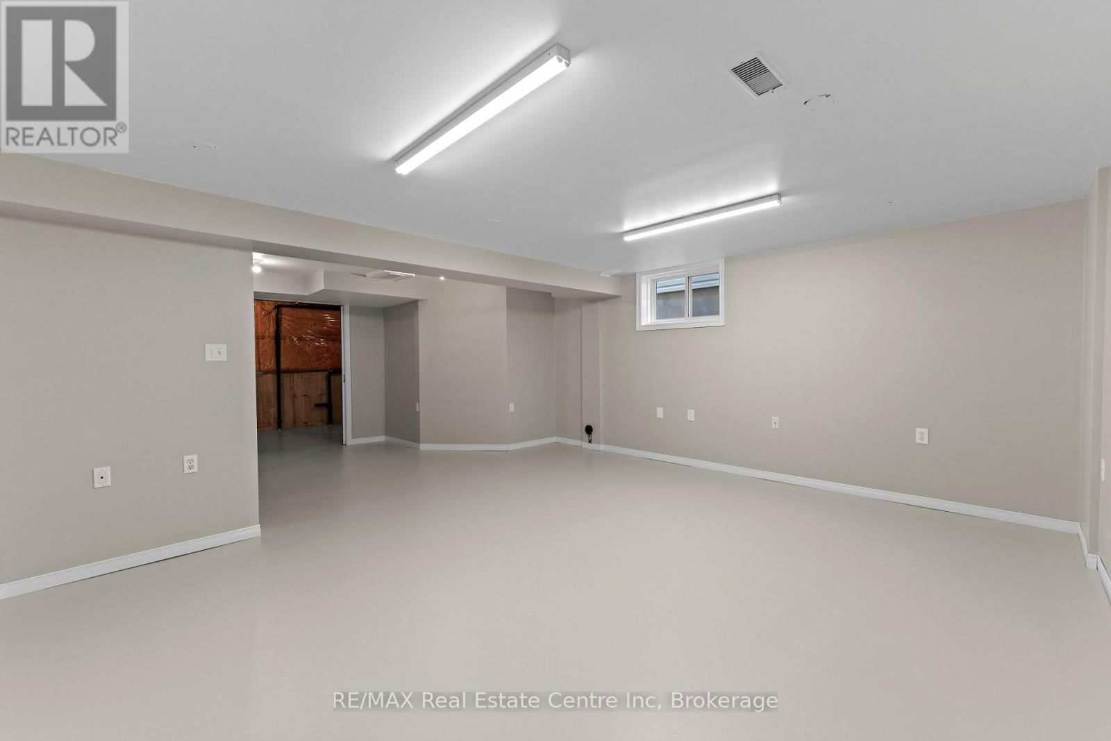 139 GOSLING GARDENS Image 39