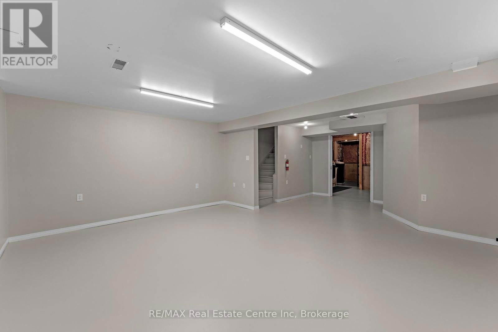 139 GOSLING GARDENS Image 40