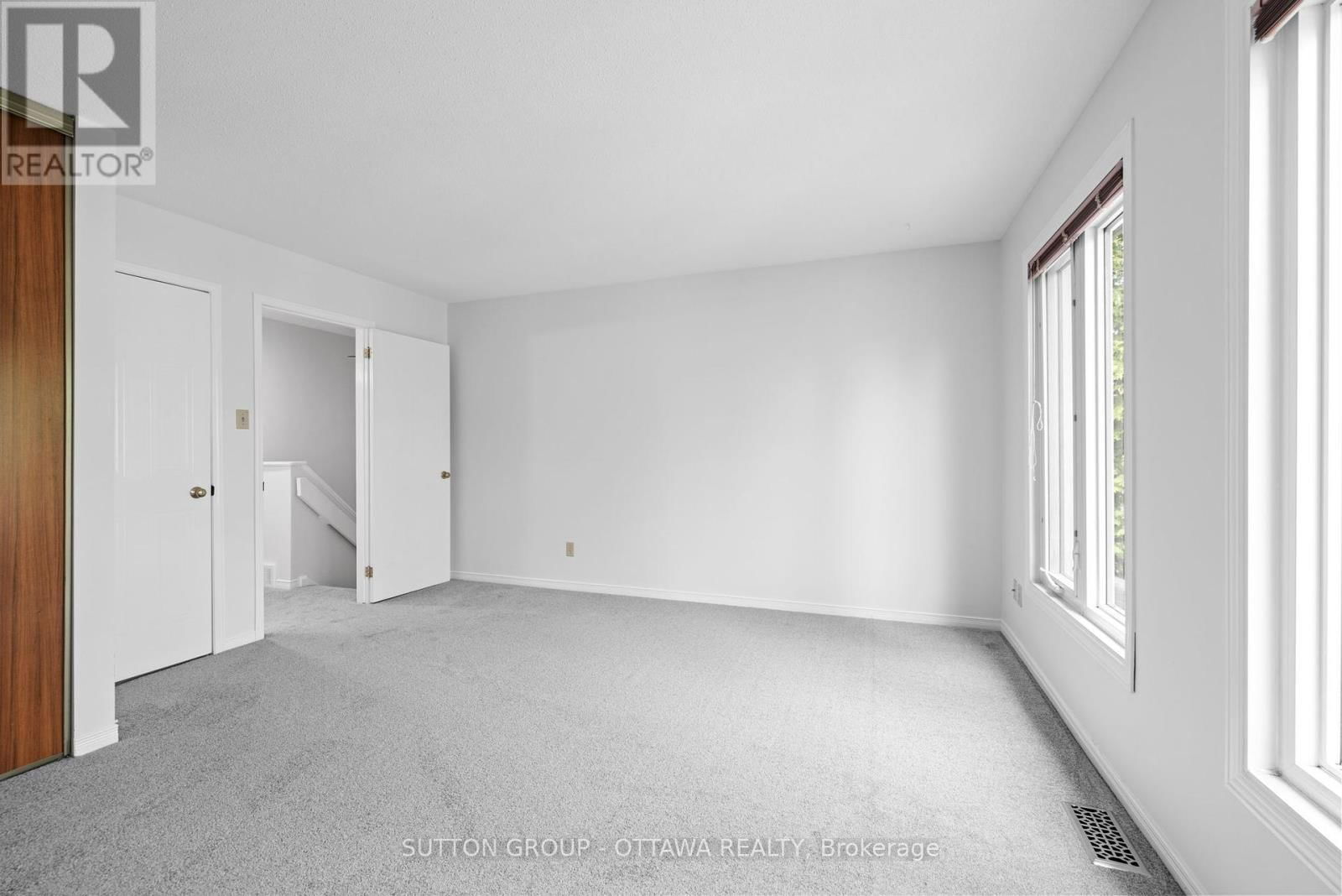218 SWITZER AVENUE Image 13