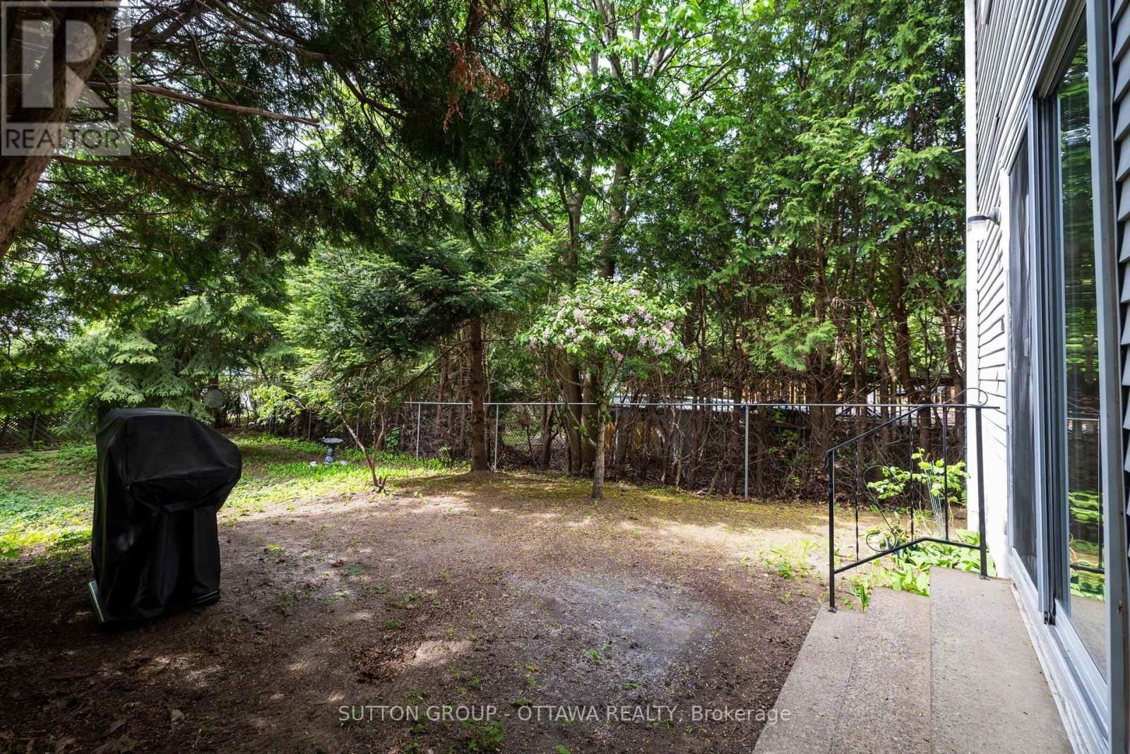 218 SWITZER AVENUE Image 17