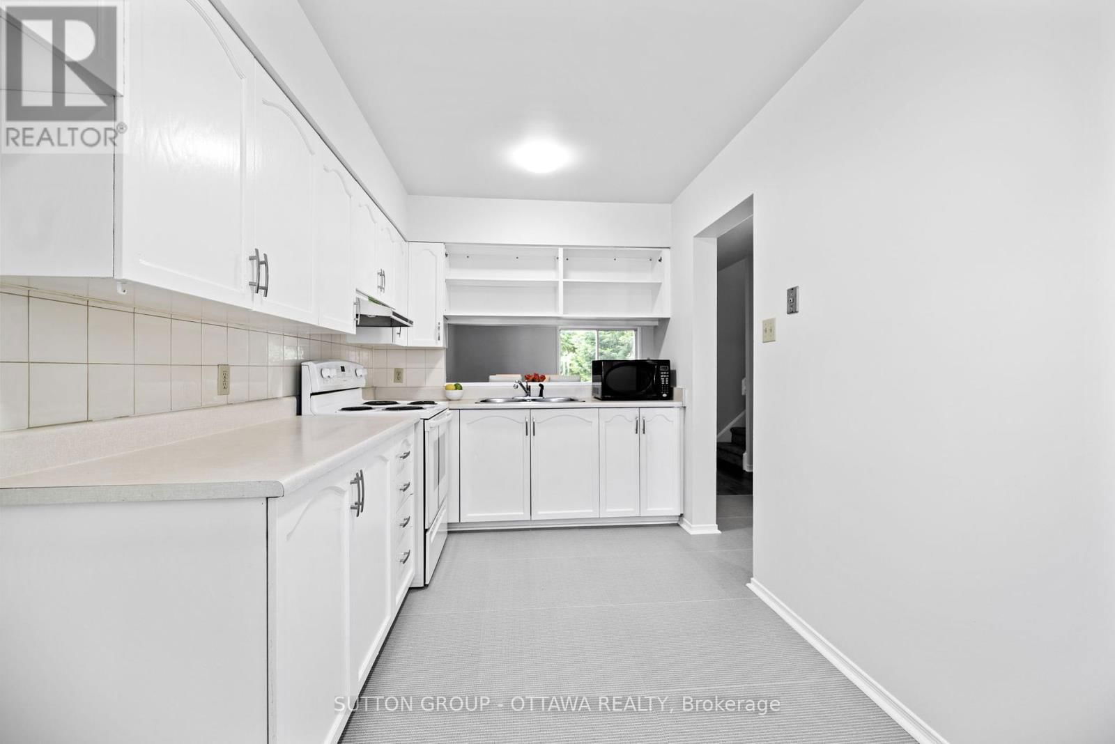 218 SWITZER AVENUE Image 3