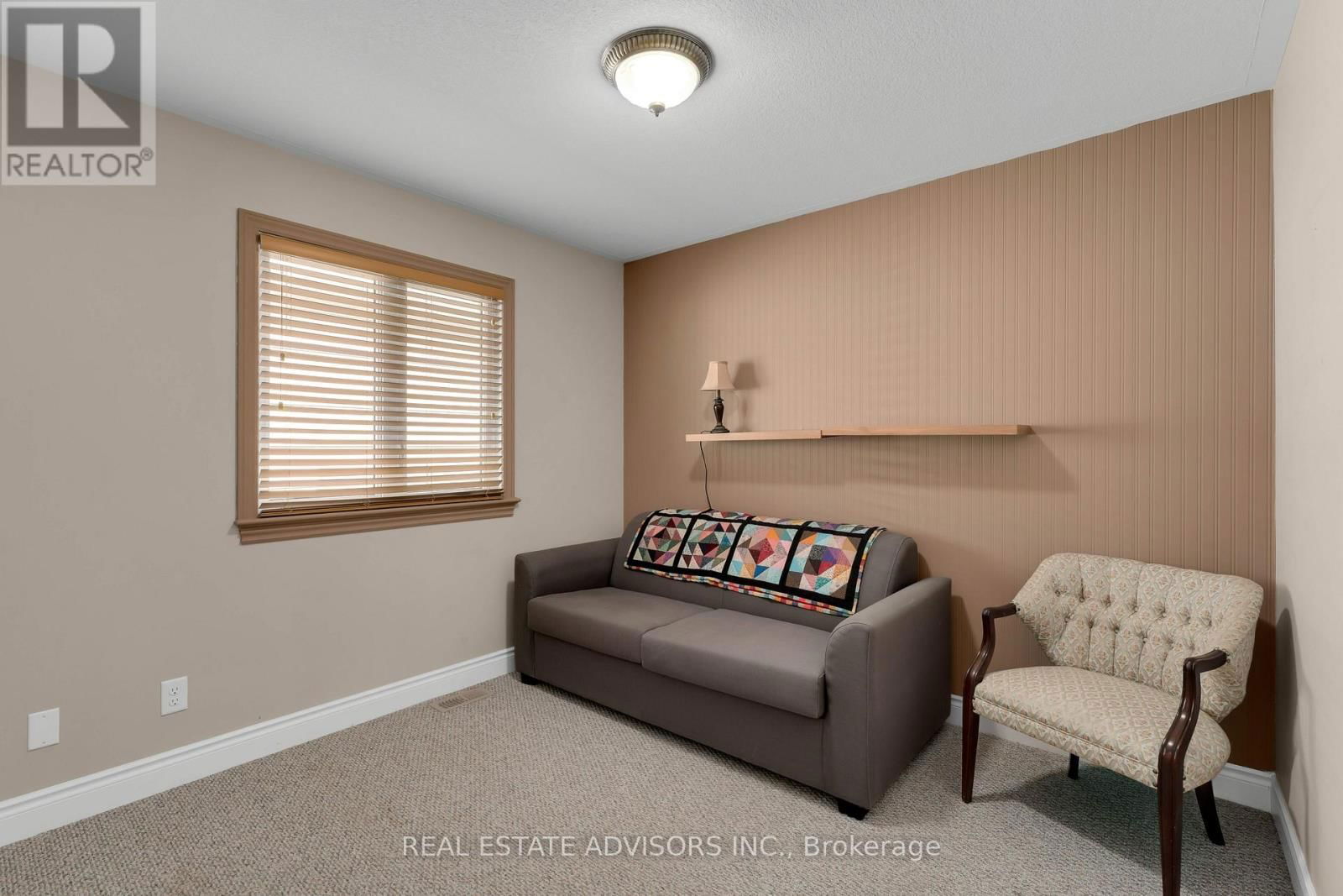 1124 CROSSFIELD AVENUE Image 17