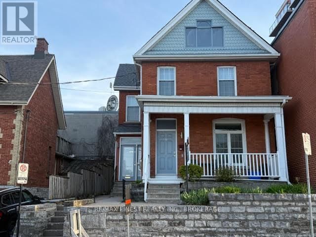 166 QUEEN STREET Image 1