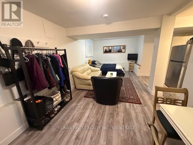 166 QUEEN STREET Image 11