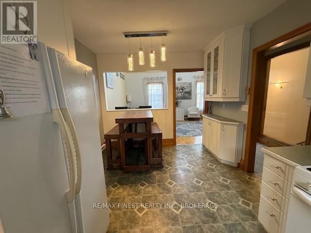 166 QUEEN STREET Image 26