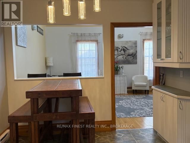 166 QUEEN STREET Image 27