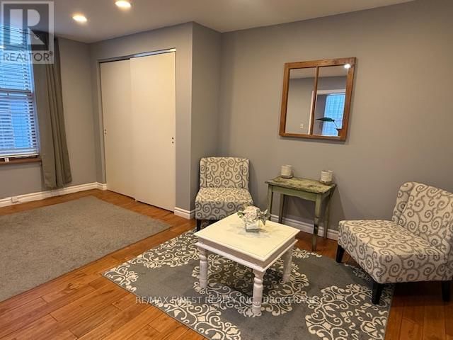 166 QUEEN STREET Image 6