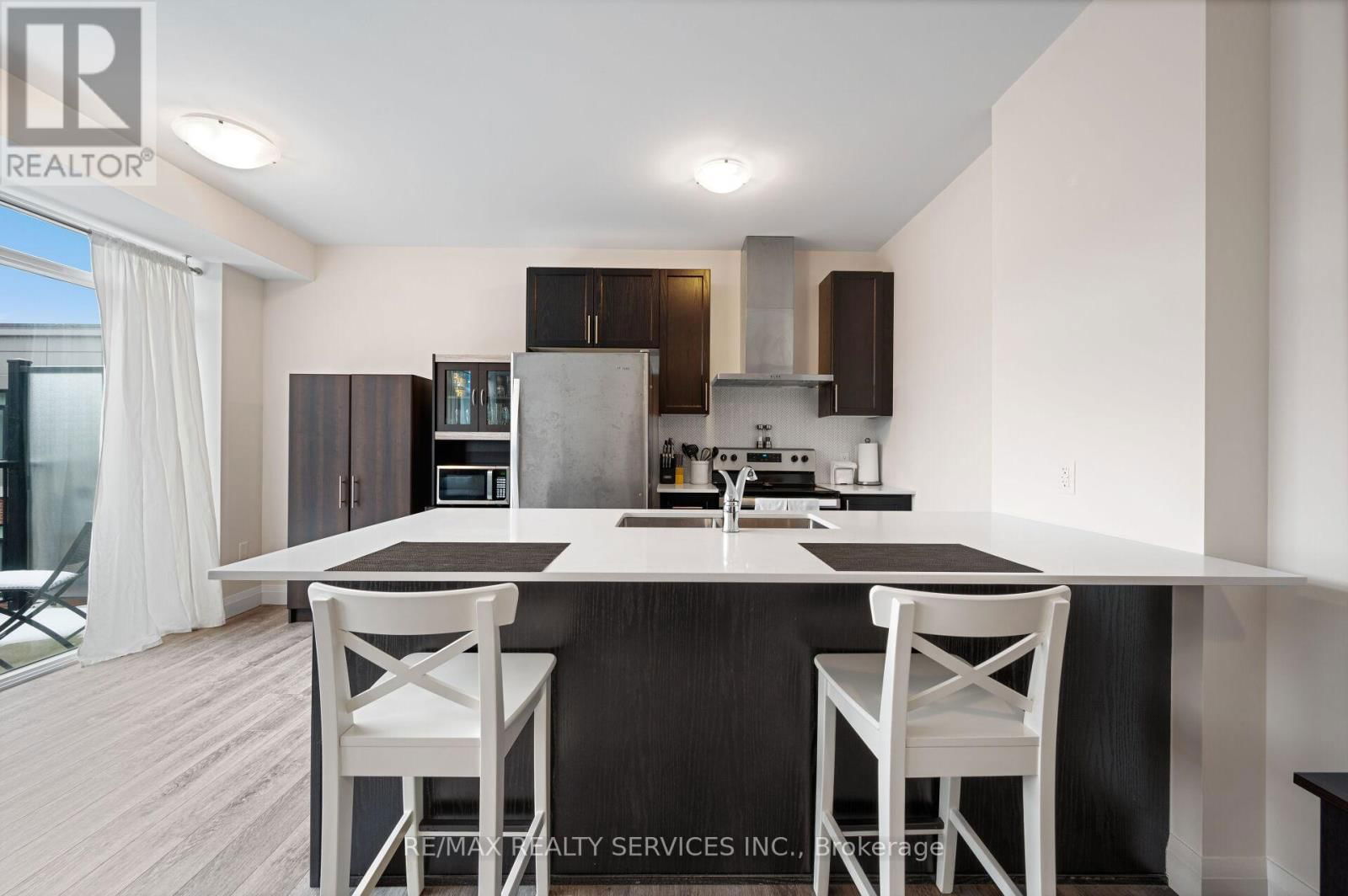 416 - 1 REDFERN AVENUE Image 18