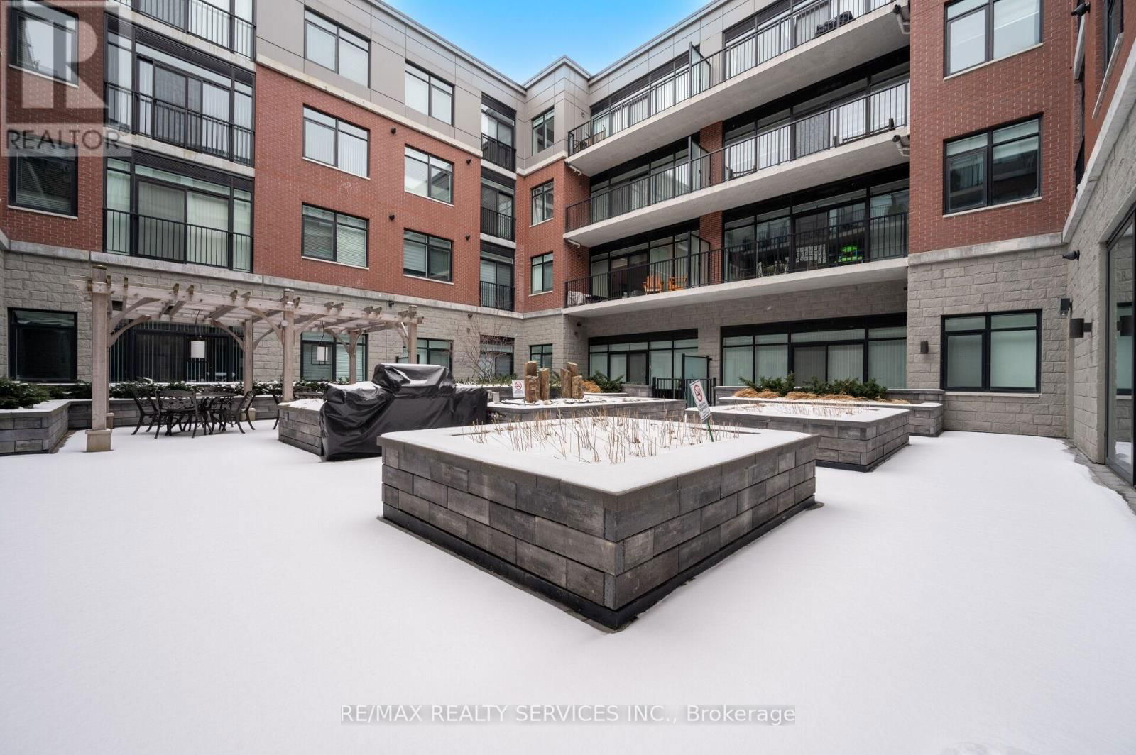 416 - 1 REDFERN AVENUE Image 37