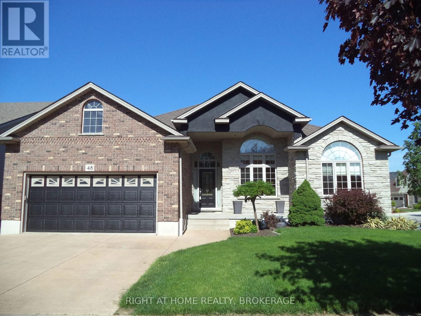 48 NICHOLAS DRIVE Image 2