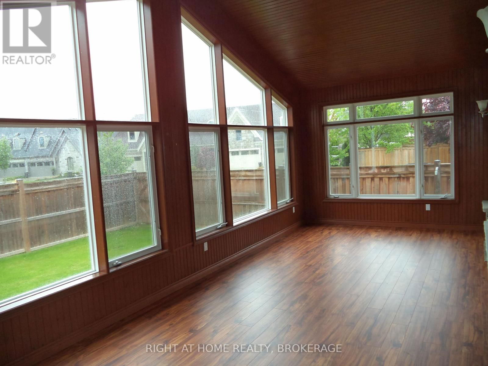 48 NICHOLAS DRIVE Image 28