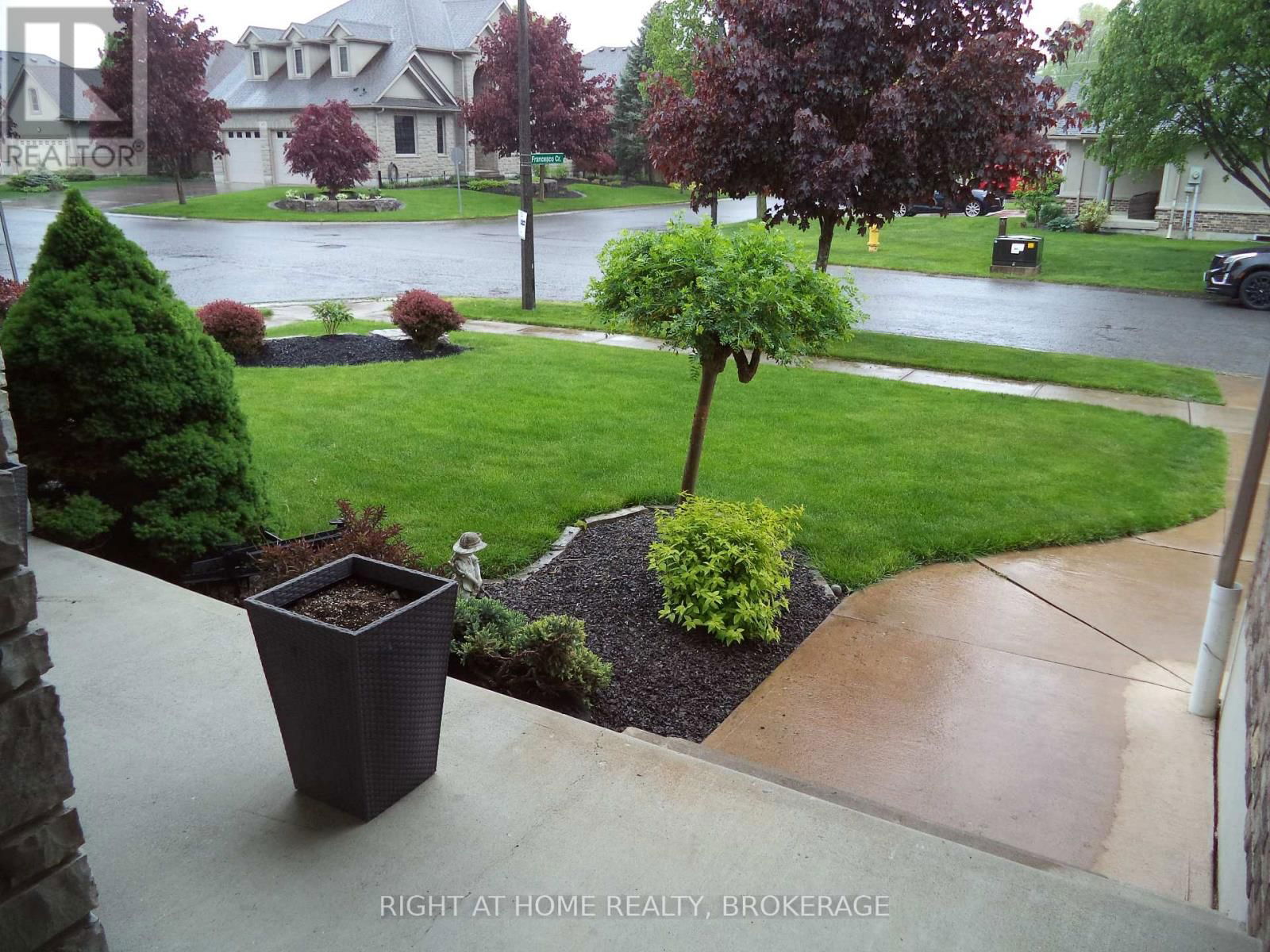 48 NICHOLAS DRIVE Image 7