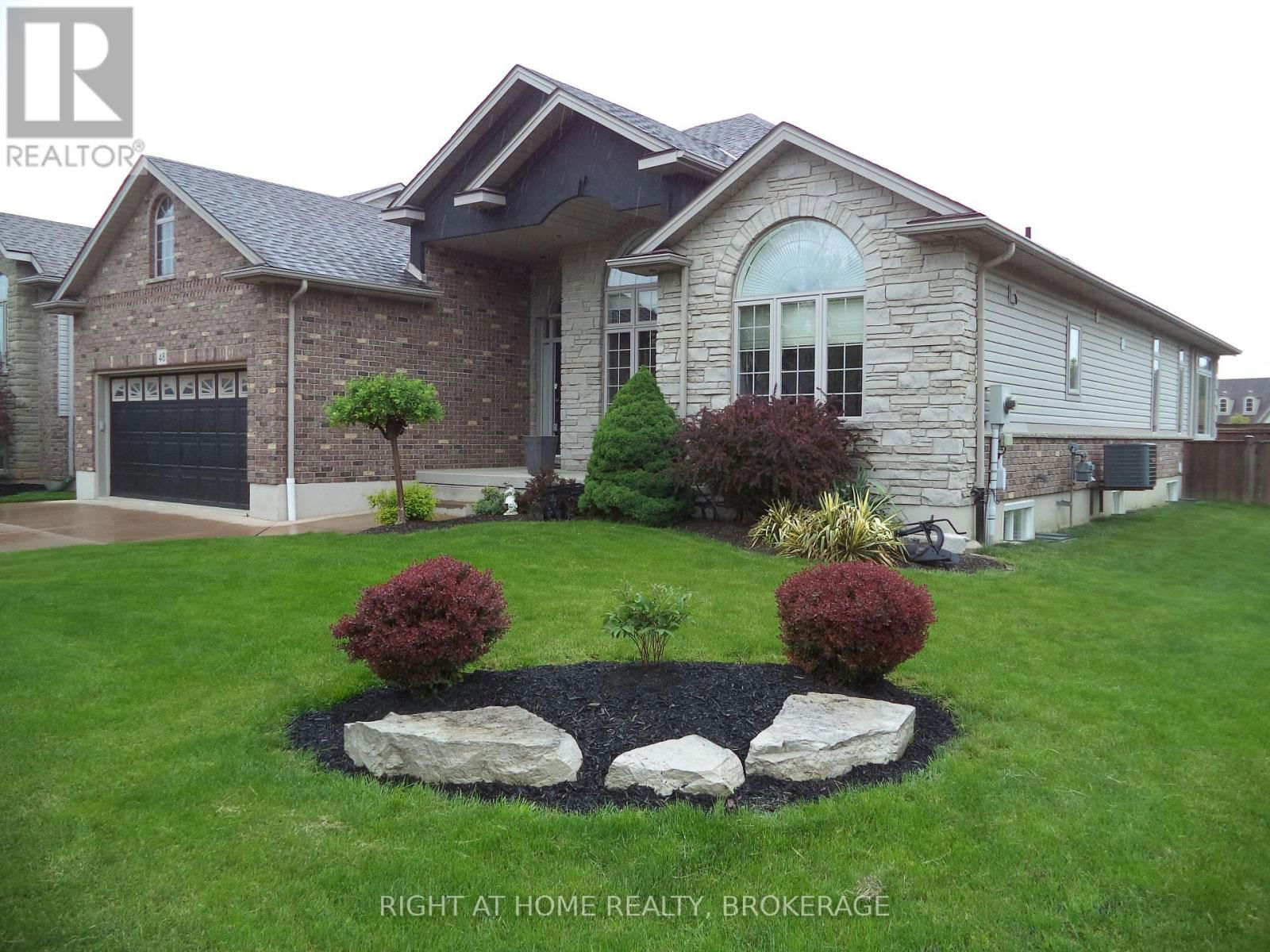 48 NICHOLAS DRIVE Image 8