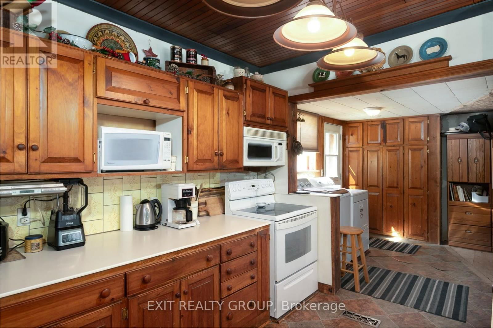 22 CARSON ROAD Image 10