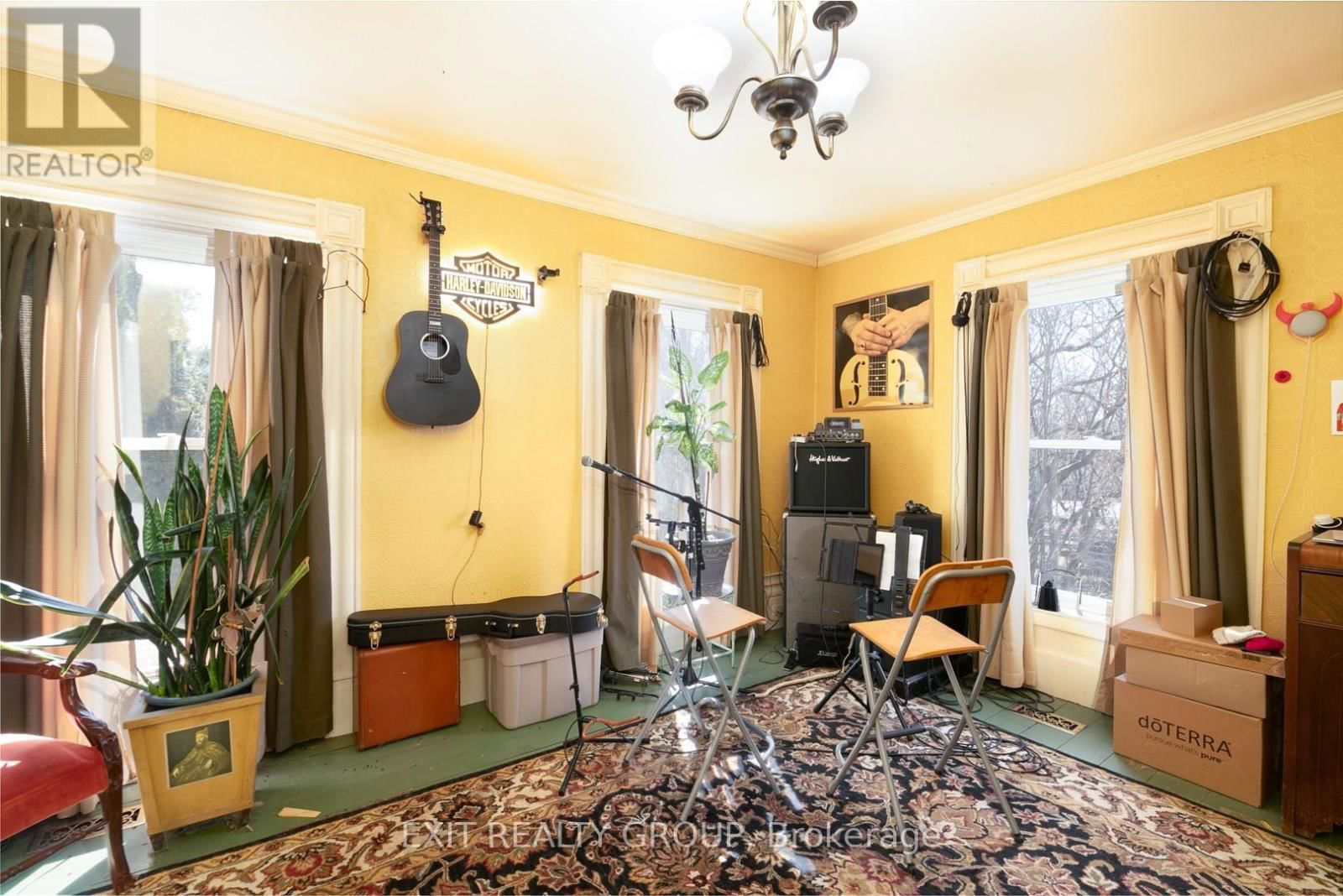 22 CARSON ROAD Image 15