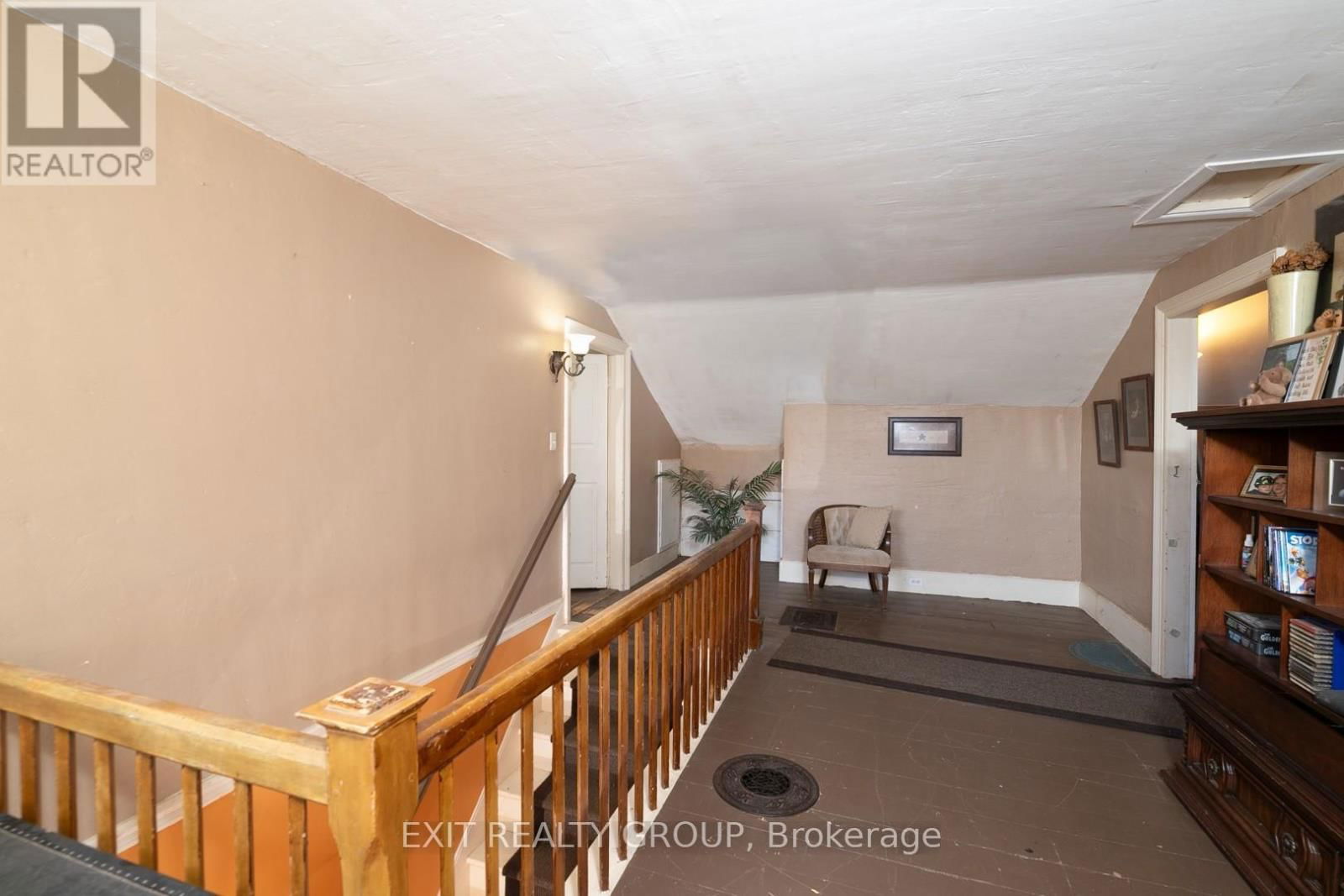 22 CARSON ROAD Image 23