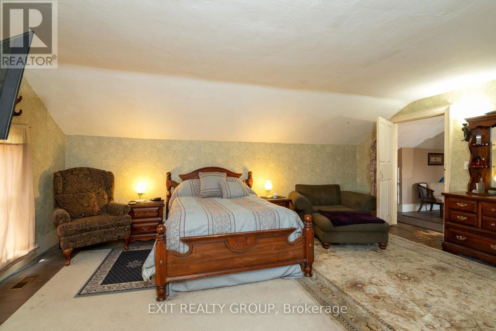 22 CARSON ROAD Image 25