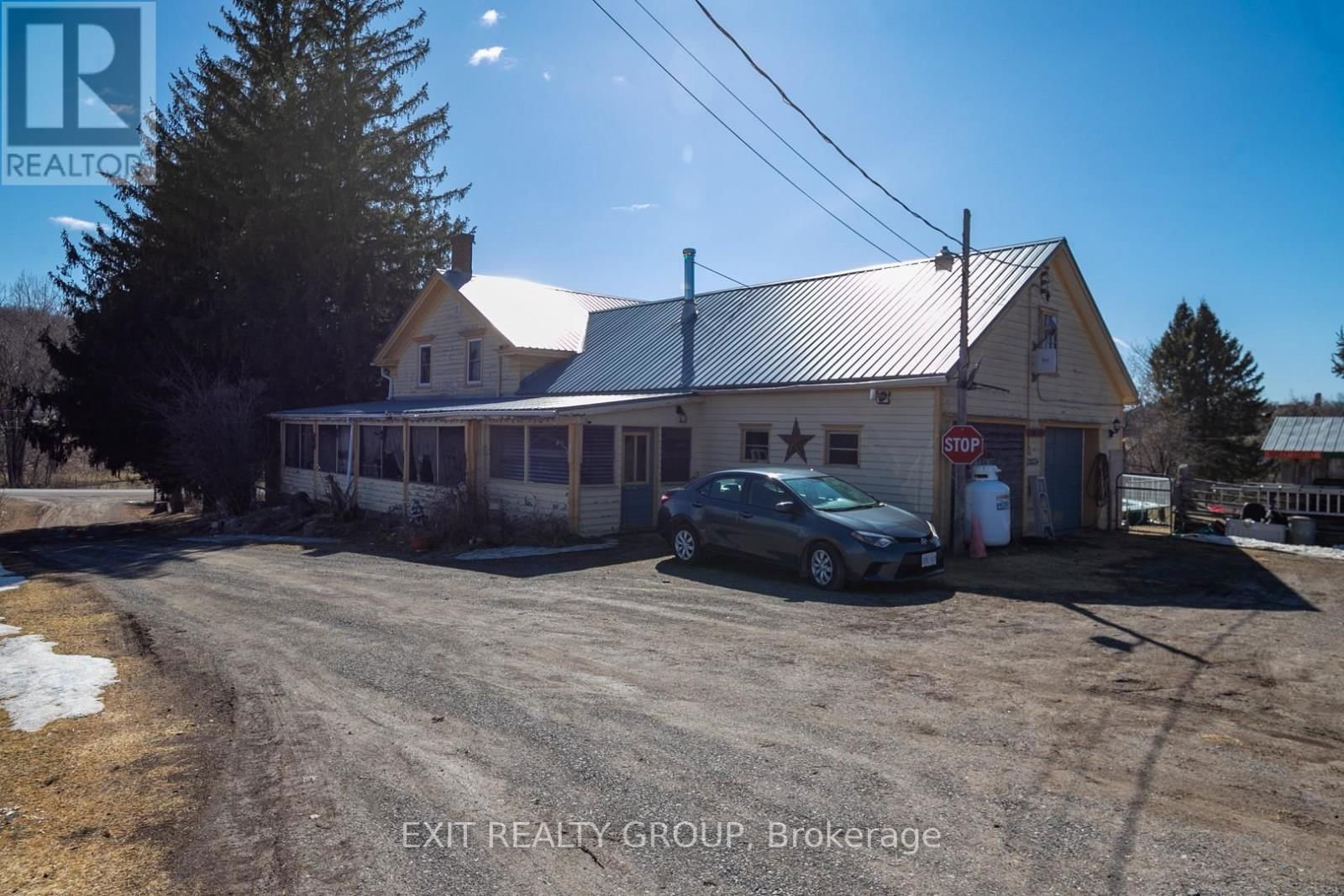 22 CARSON ROAD Image 34
