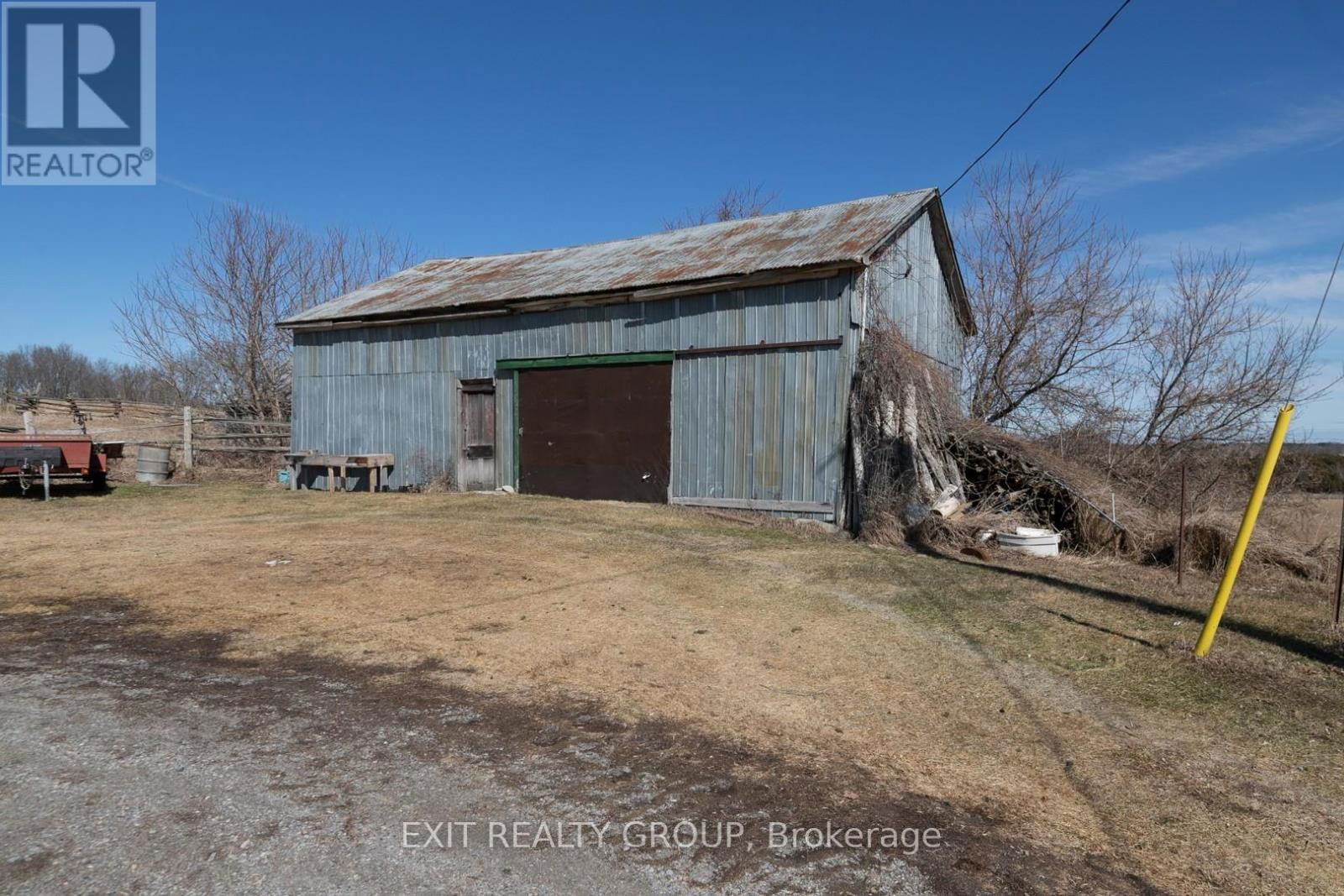 22 CARSON ROAD Image 36