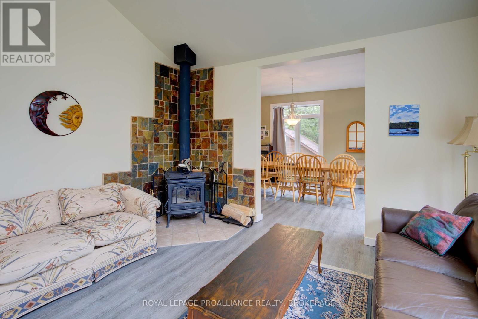32C CHADWICK LANE Image 33