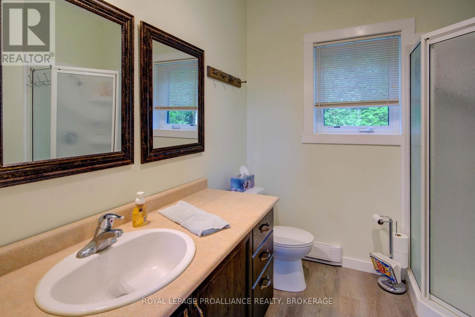 32C CHADWICK LANE Image 39