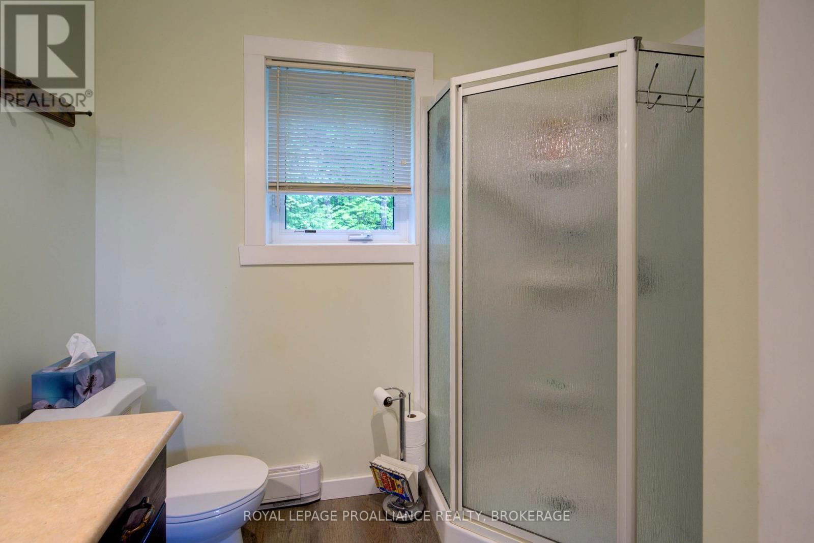 32C CHADWICK LANE Image 40