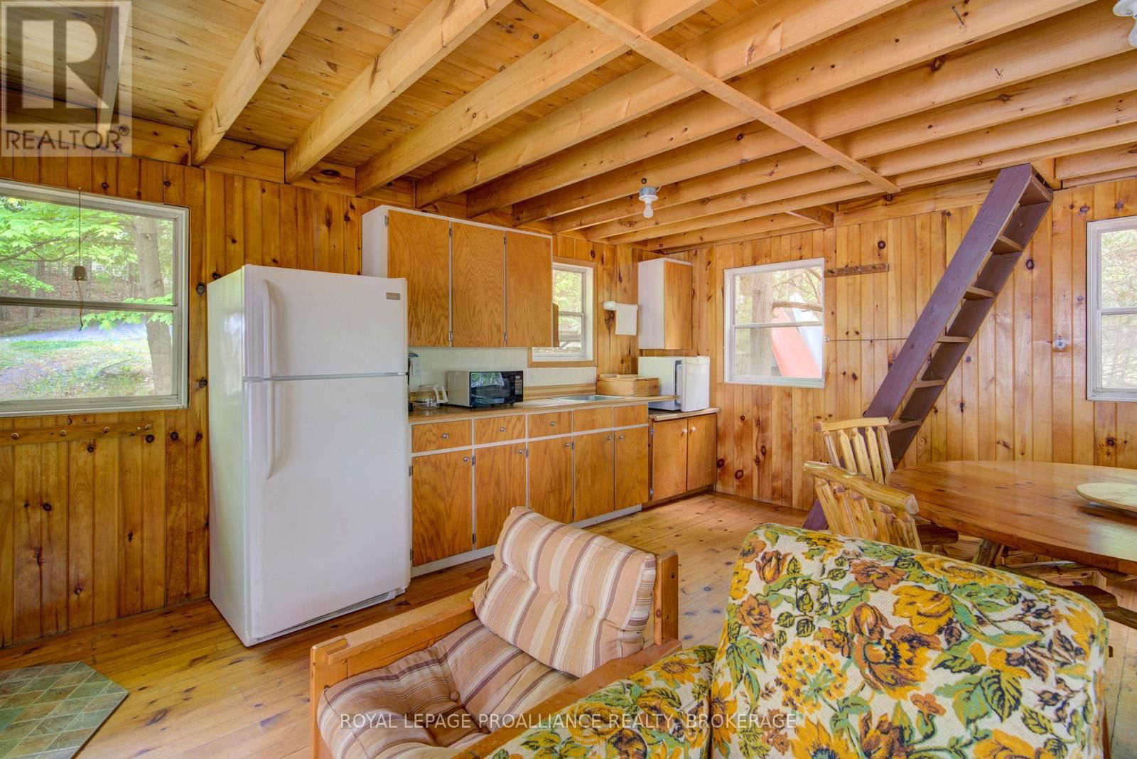 32C CHADWICK LANE Image 43