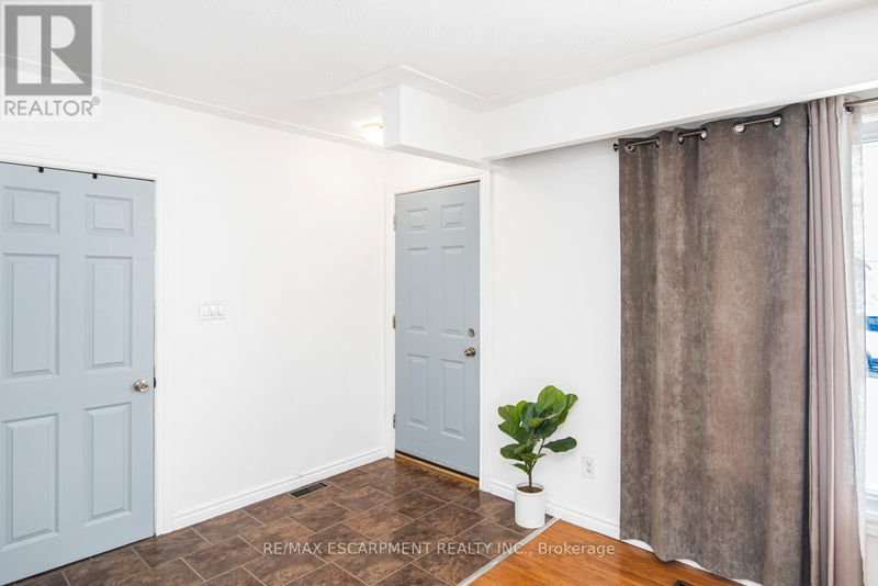 Tertiary Property View