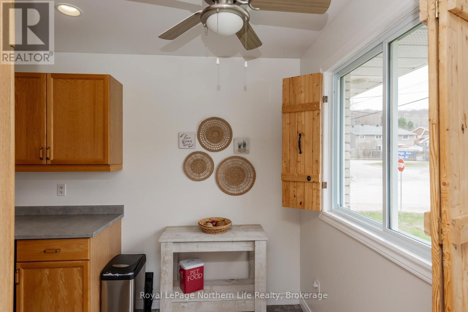 125 JOHNSTON ROAD Image 11