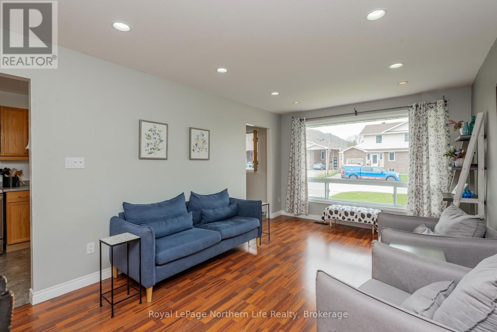 125 JOHNSTON ROAD Image 8
