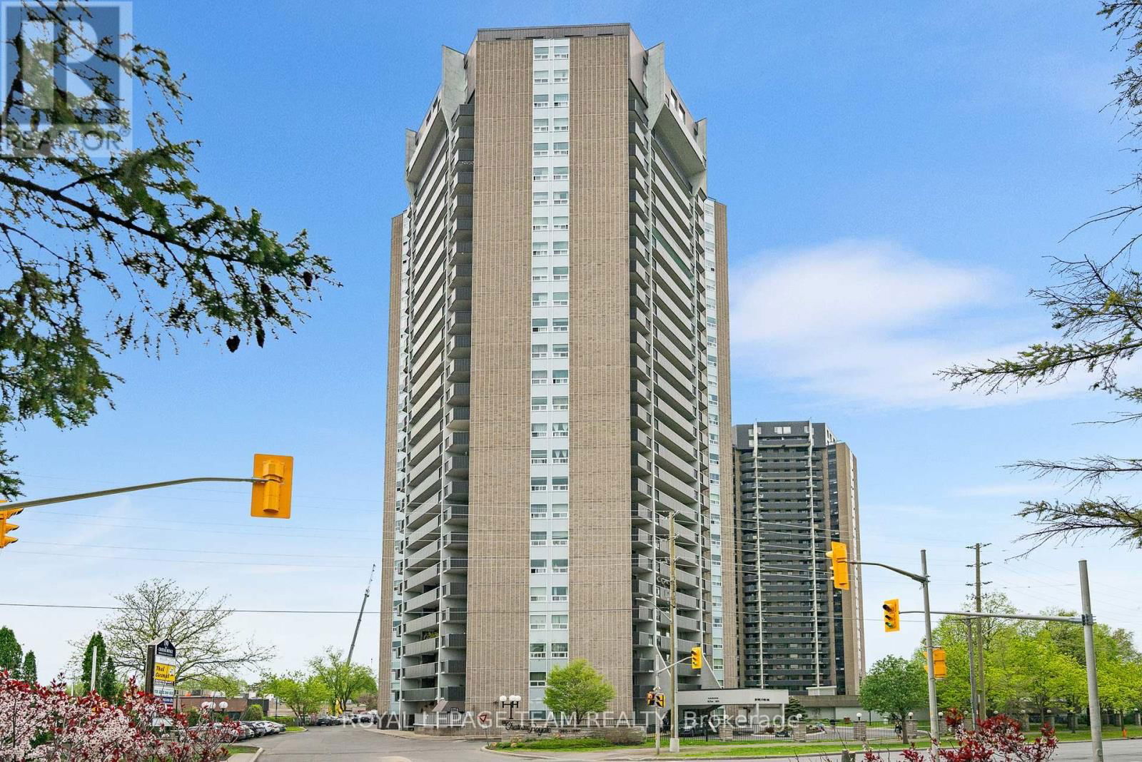 2505 - 1380 PRINCE OF WALES DRIVE Image 1