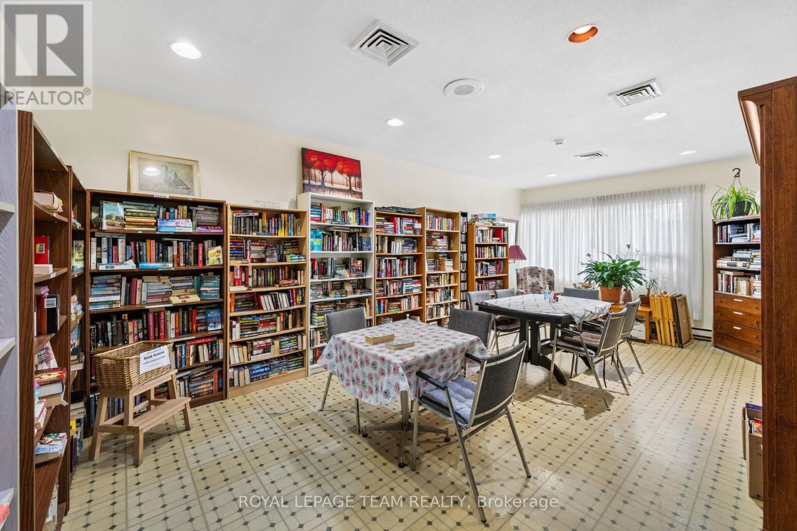 2505 - 1380 PRINCE OF WALES DRIVE Image 17