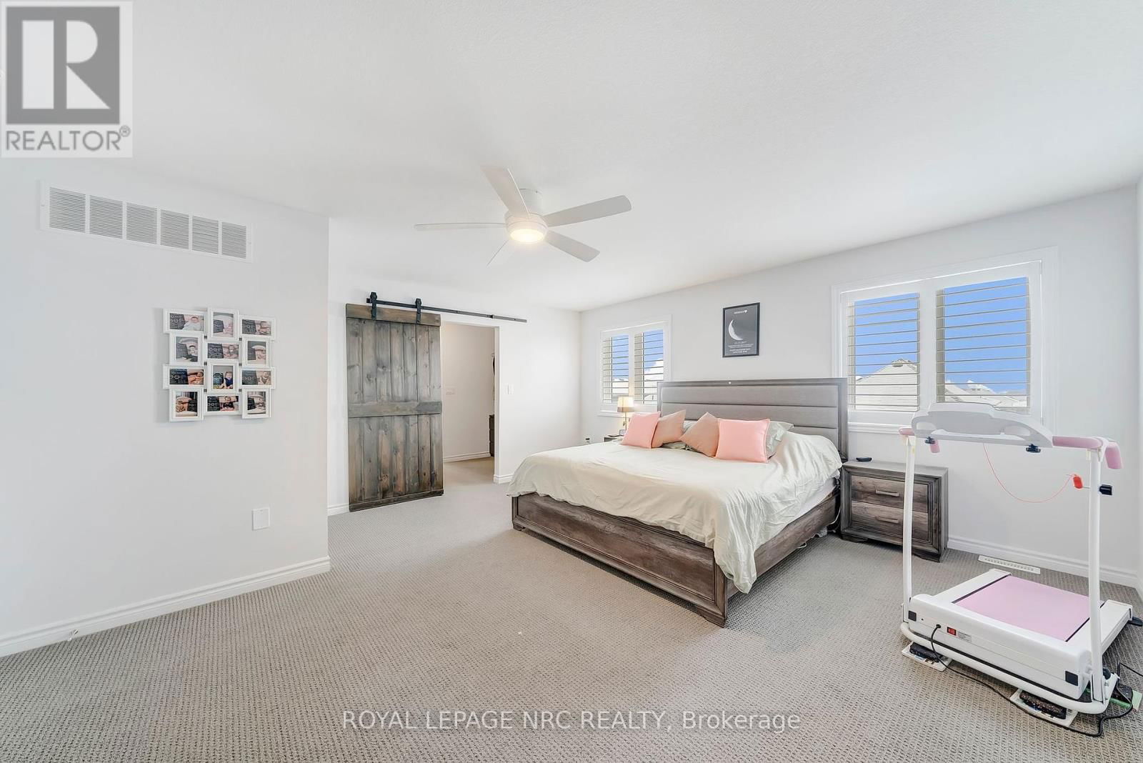 4071 THOMAS STREET Image 16