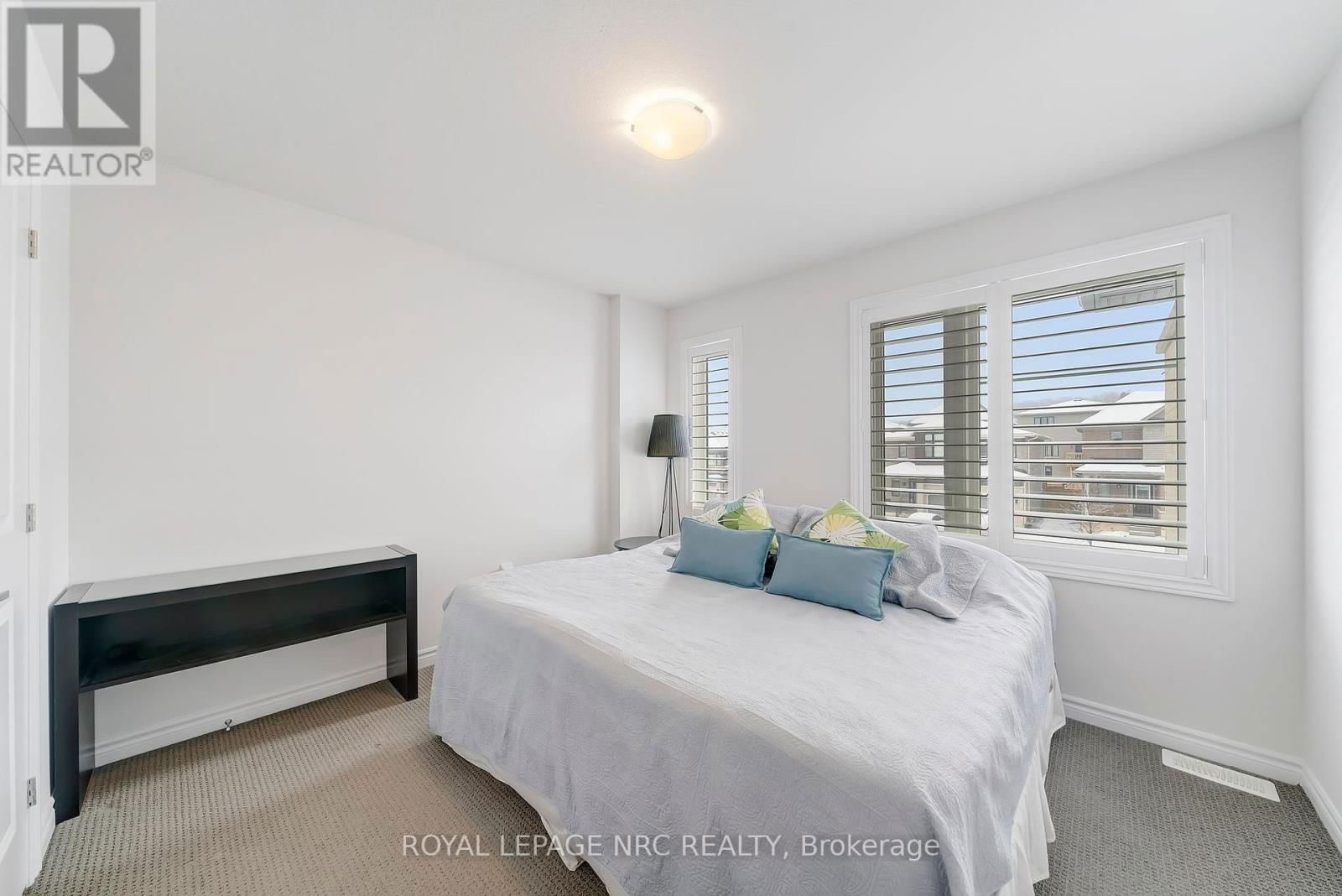 4071 THOMAS STREET Image 19
