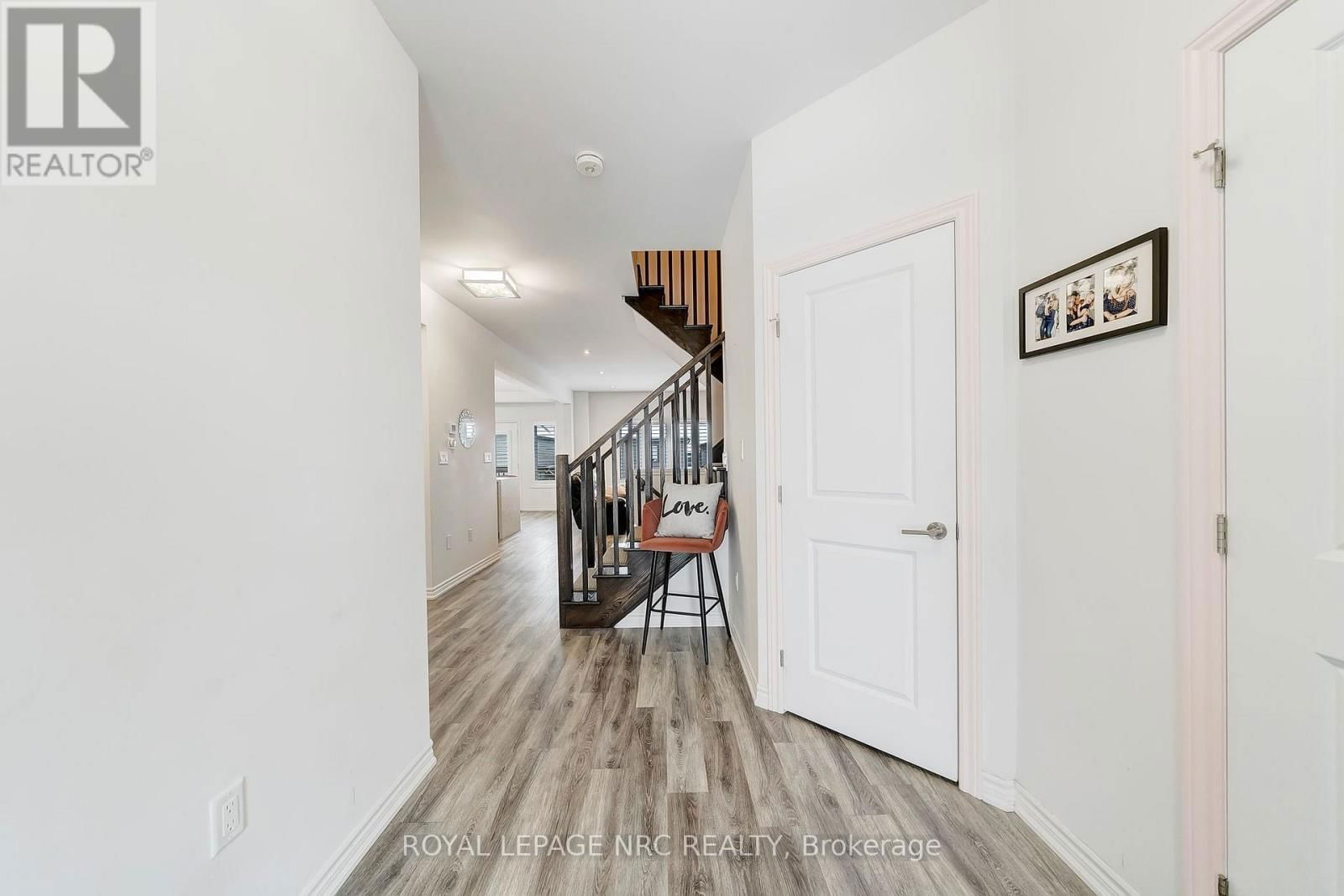 4071 THOMAS STREET Image 3