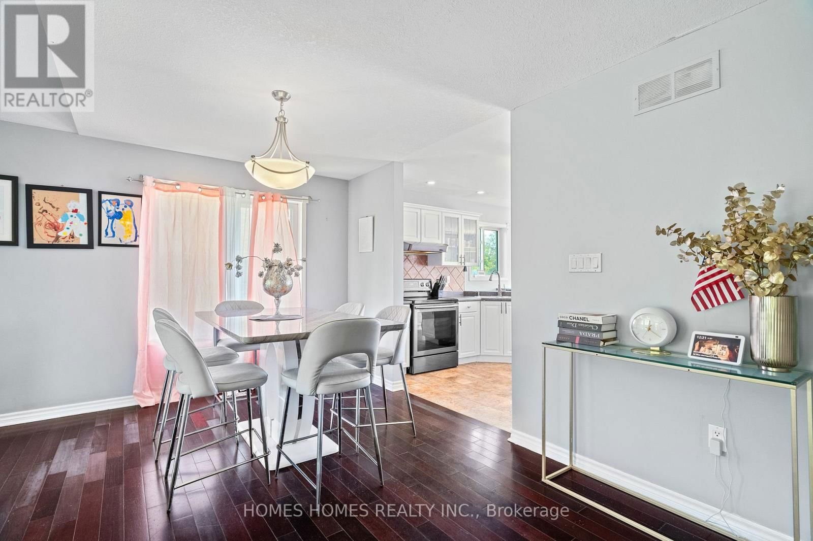 5183 SHERKSTON ROAD Image 10