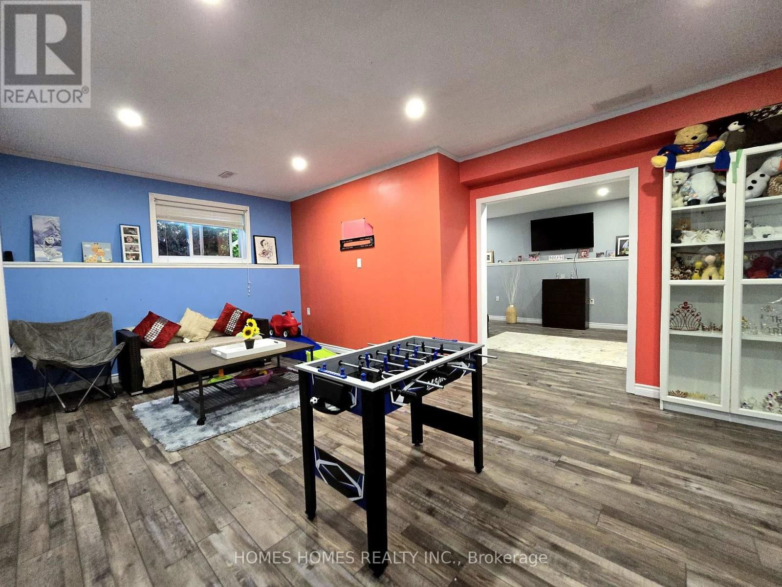 5183 SHERKSTON ROAD Image 30