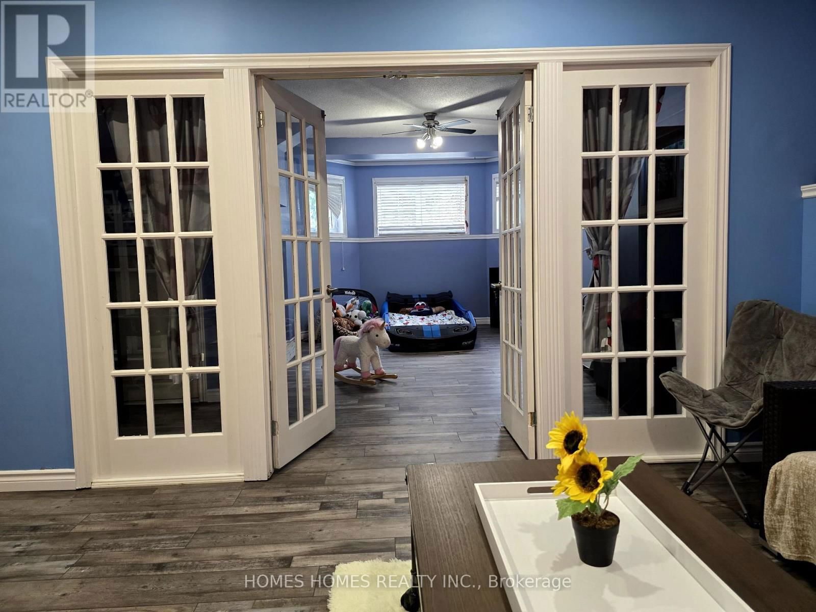5183 SHERKSTON ROAD Image 34